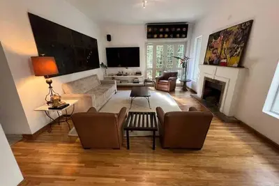 Image de Charming 4-suite house in Jd Europa