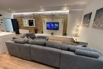 Image de Modern & Sleek 2br - City Centre
