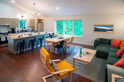 Image de 4-bedroom Monroe Skyline Apartment in Waitsfield, Vt