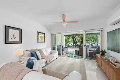 Image de Riverfront Excellence! 2Bed/2Bath/2Car ~ West End