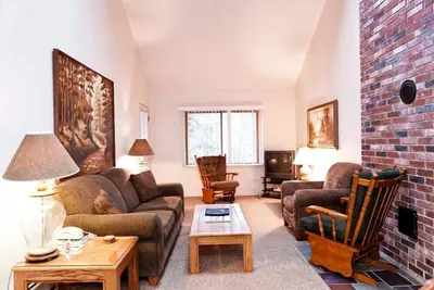 Image de Official Seasons Rmc Condo 02g - 1 Bedroom + Loft - sleeps 8 - No Fees