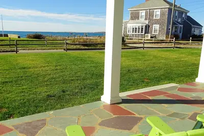 Image de New Listing! 4 Bedrooms \"Steps to Paradise: Your Dream Beach Escape Awaits! \"