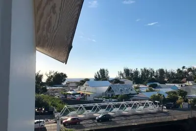 Image de Appartement en Duplex, centre-ville de Saint Leu, 2 min plage, résidence privée