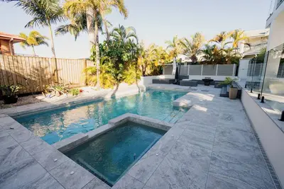 Image de The Palm - Five min walk to the beach & cafes