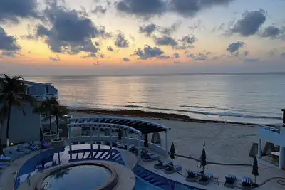 Image de Luxury oceanfront condo near charming Playa del Carmen with WiFi