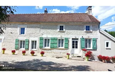 Image de Gite Le Carrouge\nA 15mn de Guédelon Ancienne fermette terrain clos 6 personnes