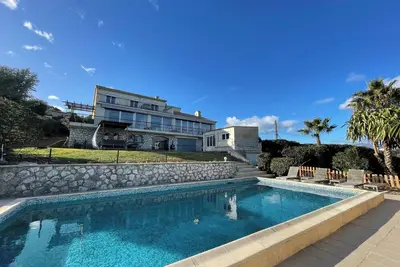 Image de spacious 7-bedroom villa with Sea Vie, WiFi and Ac in Antibes