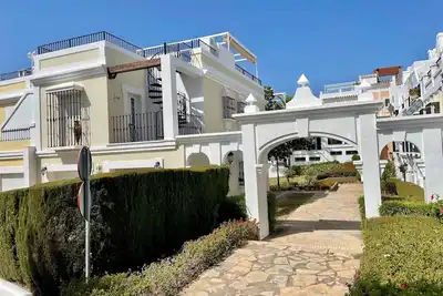 Image de Fabulous townhome in Nueva Andalucia- 10 min. Puerto BanĂşs & Golf courses