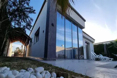 Image de Villa Ibtissem Élégance et Confort pour 6 Personnes | Piscine & Jardin Privé