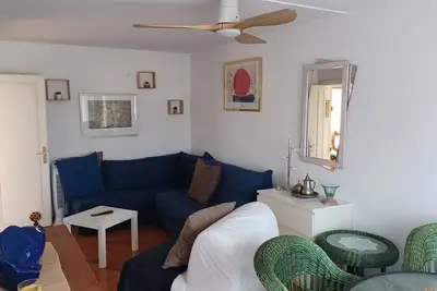 Image de Studio 30m2 (4personnes max), plage et port accessible a pied