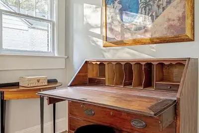 Image de Cozy 2-bedroom bungalow in charming Atlanta with WiFi, Ac, Parking.