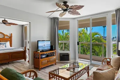 Image de New Listing! Maui Banyan T303 - Spacious 3-Bedroom