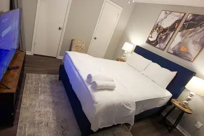 Image de Beautiful 2bd/2ba 5 Mins to Ut 8567