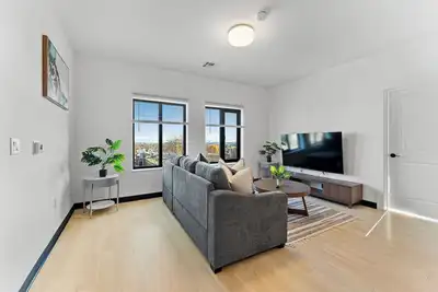 Image de Luxury 2bd/2ba near Boston 1350