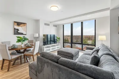 Image de Luxury 2bd\/2ba near Harvard 0923