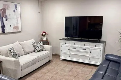 Image de Peaceful, Safe, & Centrally Located 1-bedroom house in Raymondville Tx