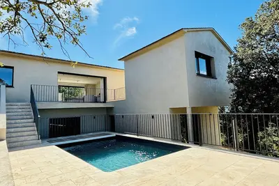 Image de Corse Du Sud:Villa Manureva Sari Solenzara Piscine Vue Mer & Montagne De Bavella