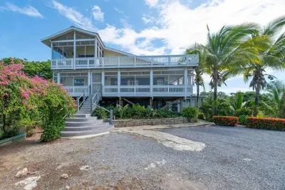 Image de Vistas 360 Yellow – 3 Bedroom Paradise Home