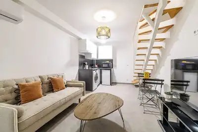 Image de 2 Pièces en Duplex Central Climatisé