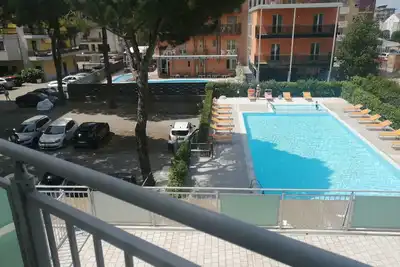 Appartement 'Torino 79' avec piscine partagée, terrasse privée et balcon