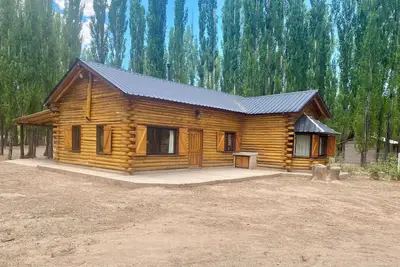 Mountain house for family use