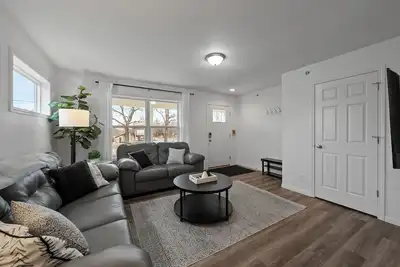 Image de The Blackstone- Spacious and Comfy- Near Downtown