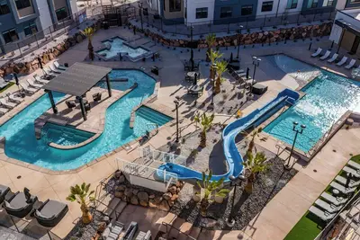 Image de Terra West L201|Smart Tv, PlayStation, Community Amenities w/Water Slide & Outdoor Grill