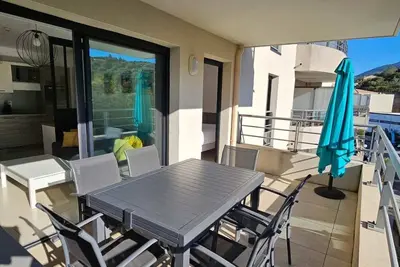 Image de T3 de Standing les pieds dans l'eau coté Village