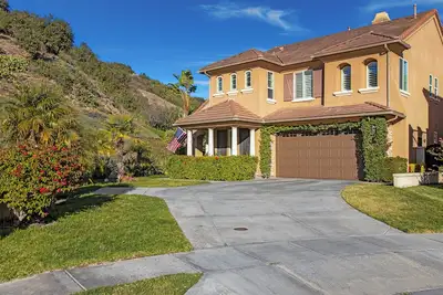 Image de Luxury Fully Furnished Home in San Clemente Available for Min 6+ Month Rental