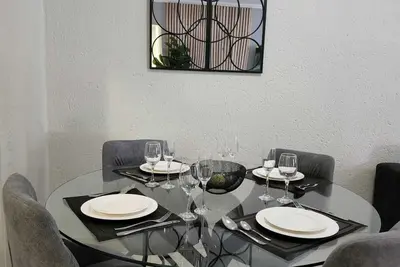 Image de Appartement de 3 chambres au cœur de Sandton