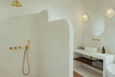 Image de Golf Cart Included ~ Mediterranean\/Moroccan Design ~ 5’ Beach~ Salt-Water Pool