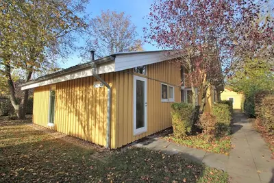 Image de Maison au bord du lac Granzower avec piscine