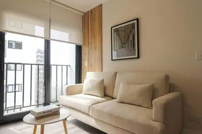 w* | Unique 2br w/ Balcony in Barranco