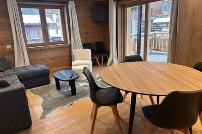 Image de Appartement cozy 3p à 5m du front de neige avec parking et terrasse