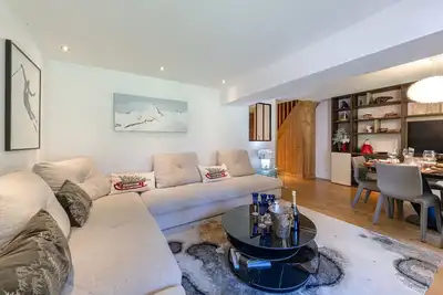 Image de Duplex élégant avec parking et wifi à Val-d'Isère