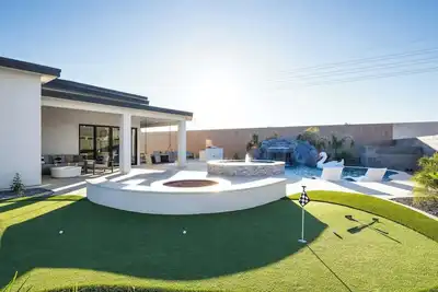 Image de Luxury Lounge - 5br, Pool&Spa, Sauna, Firepit