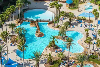 Image de Piece of Paradise The Palms Resort Sleep 6 Across  from Beach
