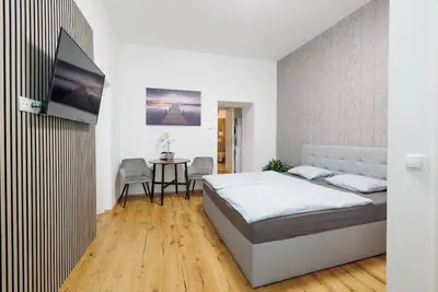 Image de Modern 2 Br 4 Pax near subway