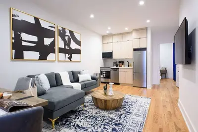 Image de 7-2 2br/1Bath in Prime Park Slope