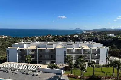 Sunrise Heights Penthouse 2035