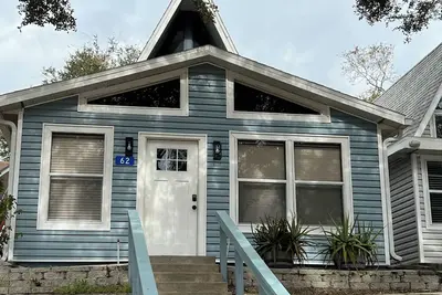 Image de Cozy 2-bedroom Loft- Pool, Pickle Ball, B-ball, Theme Parks and More Clermont
