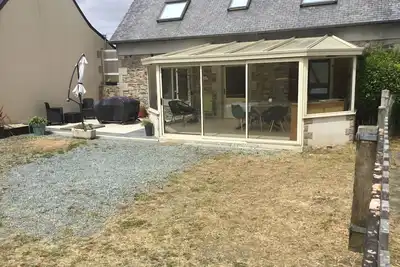 Image de Maison toute rénovée\nIdéalement situé pour visiter la côte du granit rose