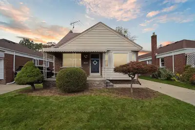 Image de Spacious & Inviting Home Near Detroit Attractions