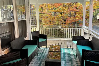 Image de Beautiful, newly renovated 3 bedroom condo in Ocean Park. Short walk to beach!