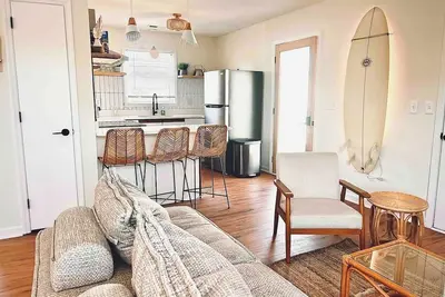 Image de Vida Stoke 1 - Coastal Chic only 0. 1miles to Beach