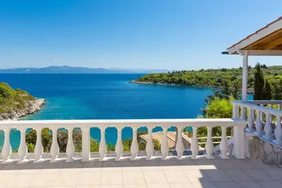 Image de Studio 'Dolphin Villa 3' avec vue sur la mer, Wi-Fi et climatisation