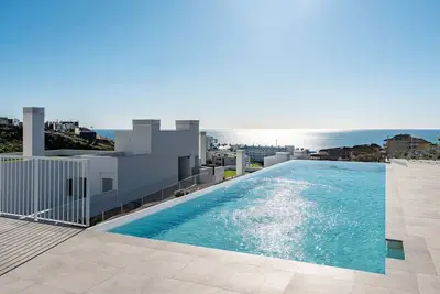 Image de Appartement 'Middle Views West' avec vue sur la mer, Wi-Fi et climatisation