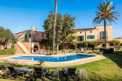 Image de Maison de vacances 'Casa De Es Llobets - Adults Only' avec vue sur les montagnes