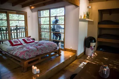 Image de La Cabane Zen – Escapade unique perchée à 8m dans la forêt, pont suspendu, terrasse et activités