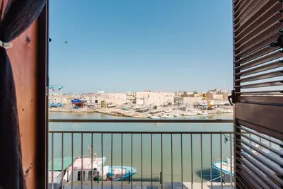 Image de Appartement 'Mazarassai' avec vue sur la mer, Wi-Fi et climatisation